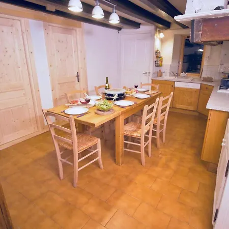 Daire Renove Pour 7 Personnes, Proche Centre Et Pistes, Avec Wifi Et Parking - Fr-1-572-287 *