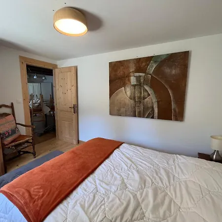 Renove Pour 7 Personnes, Proche Centre Et Pistes, Avec Wifi Et Parking - Fr-1-572-287 *